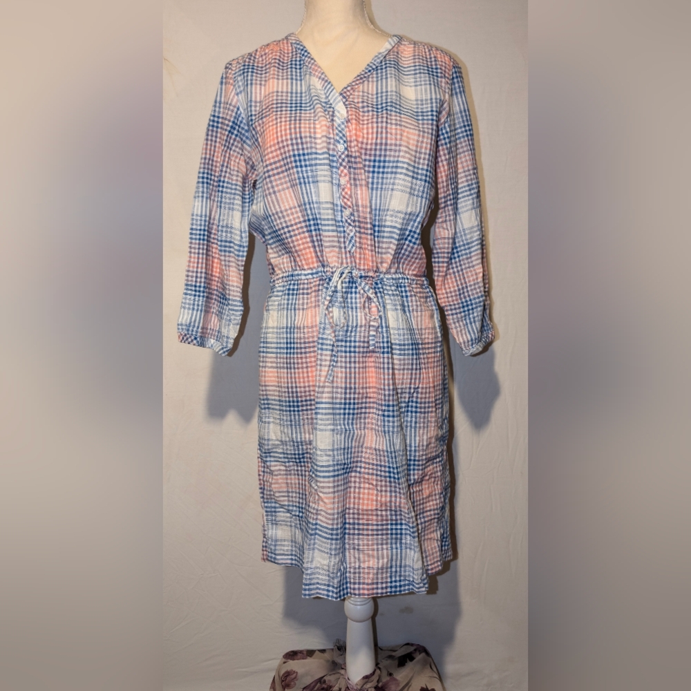 Women's Columbia Sportswear Company dress. Sz. L. NWOT.